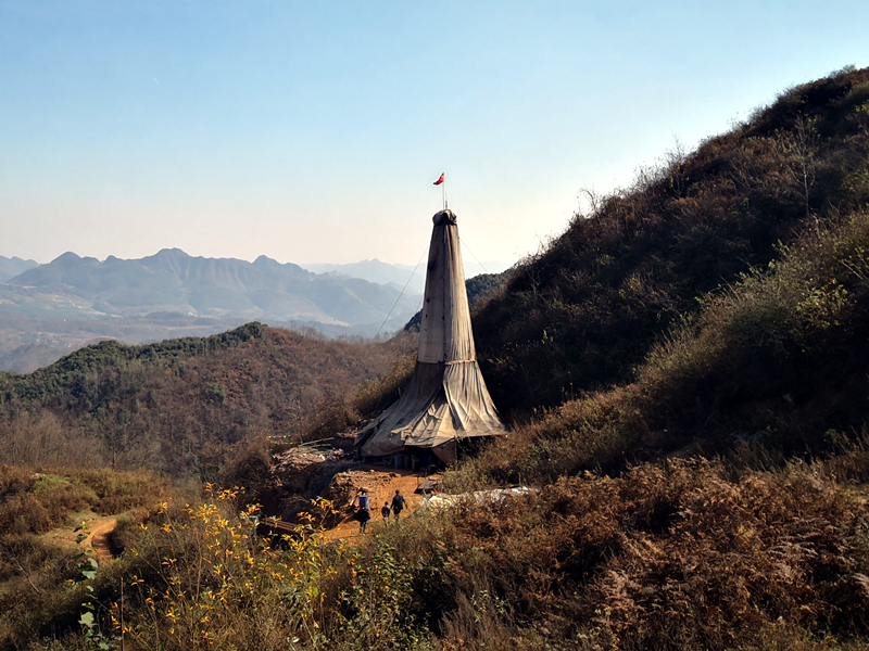 再出發(fā)，亮巖